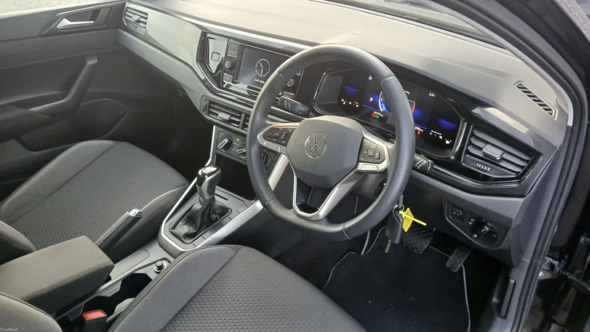 Volkswagen Polo Life 1.0 TSI 95HP **AUTOMATIC, APP - Image 5