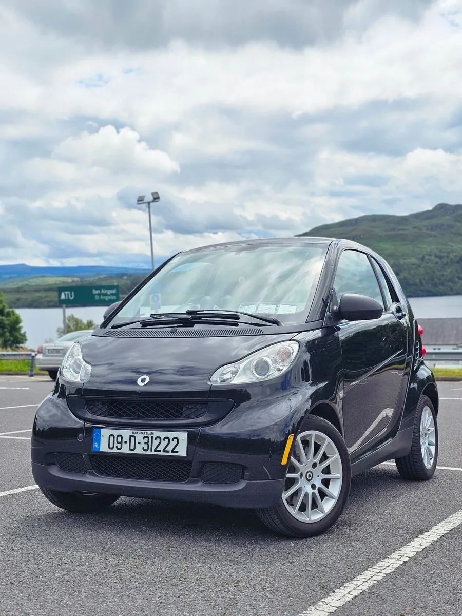 LOW MILEAGE 69724 km Smart For two 2009 - Image 5