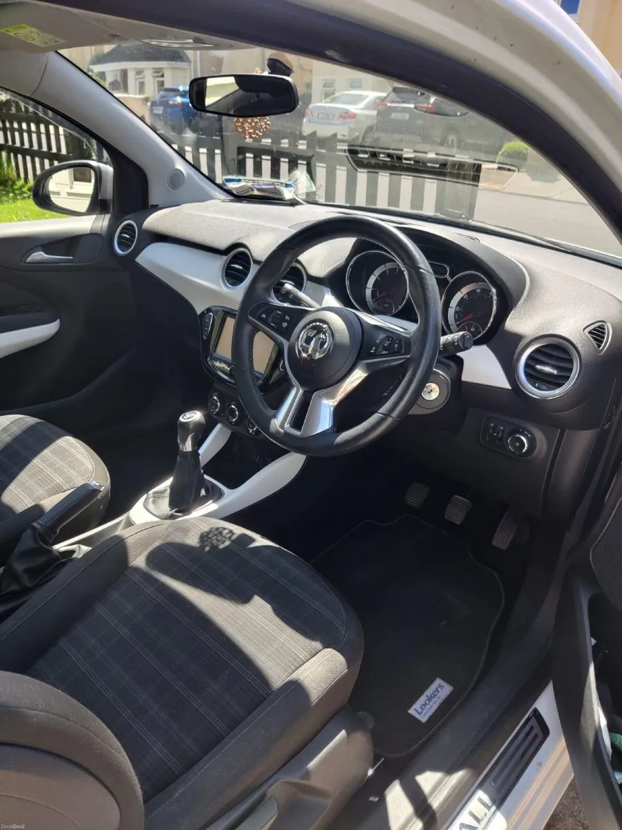 Vauxhall Adam 2014 - Image 2