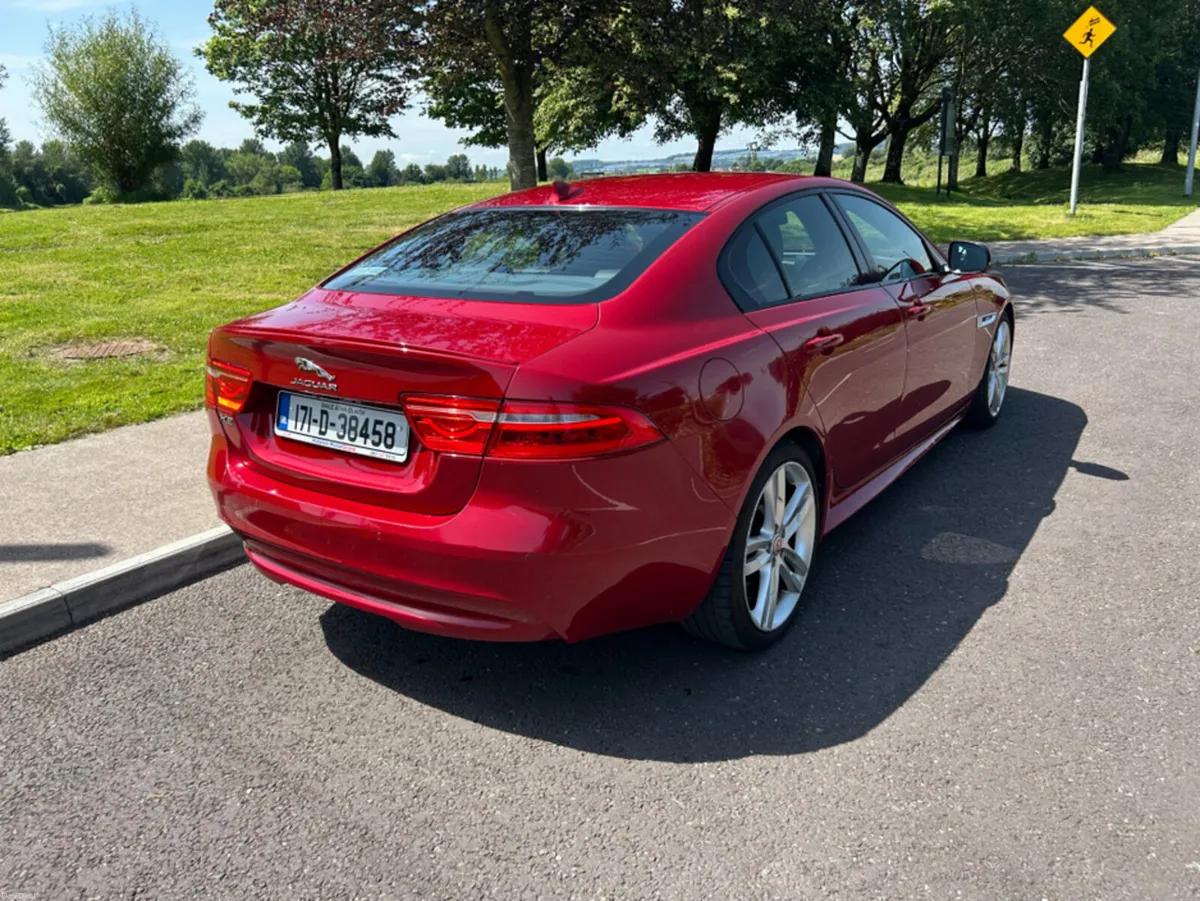 Jaguar XE 12 Month Warranty 163PS R-SPORT 4DR AUTO - Image 4