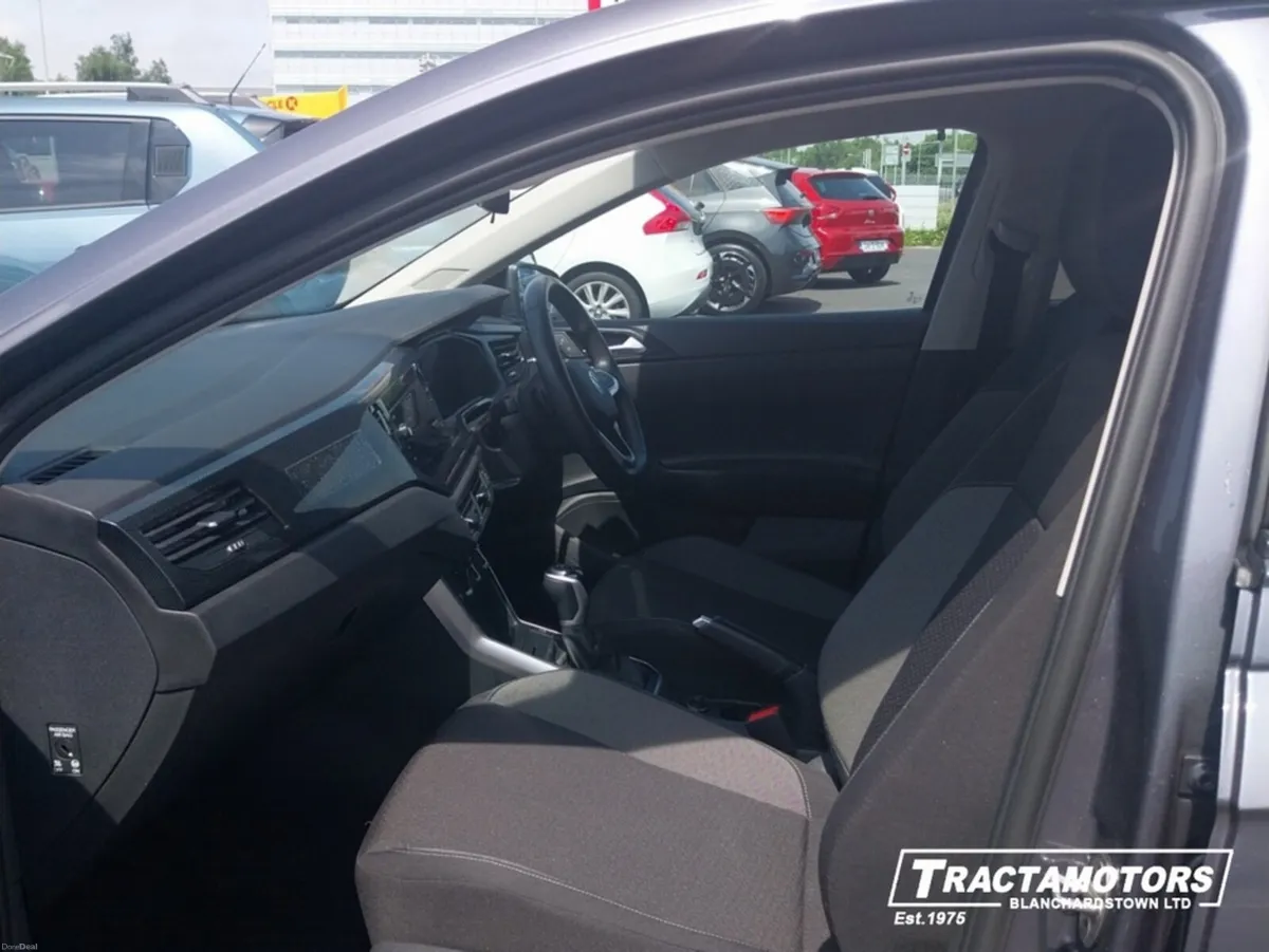 Volkswagen Polo EDITION 75 1.0 TSI 95BHP D7F - Image 4