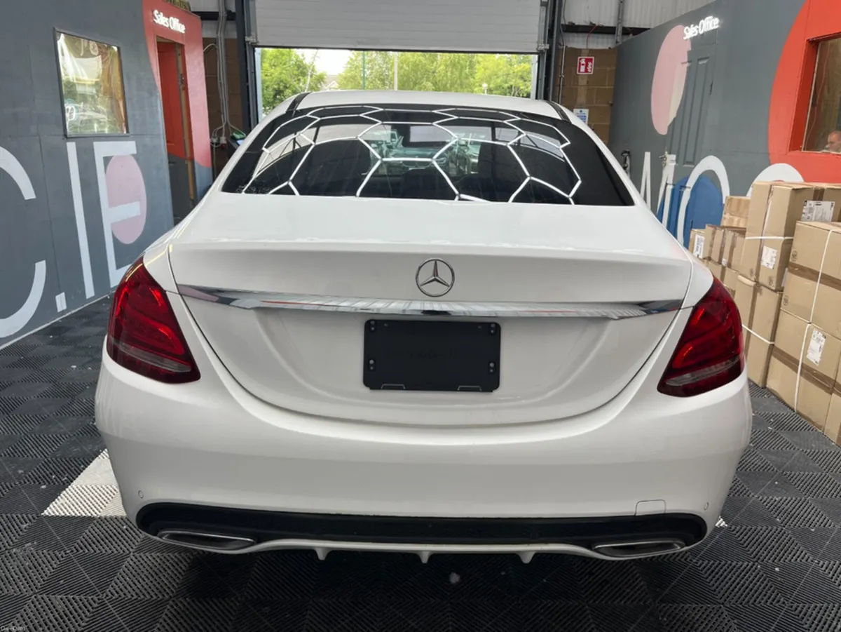 Mercedes-Benz C-Class 2016 MERCEDES-BENZ C220D 2.2 - Image 3