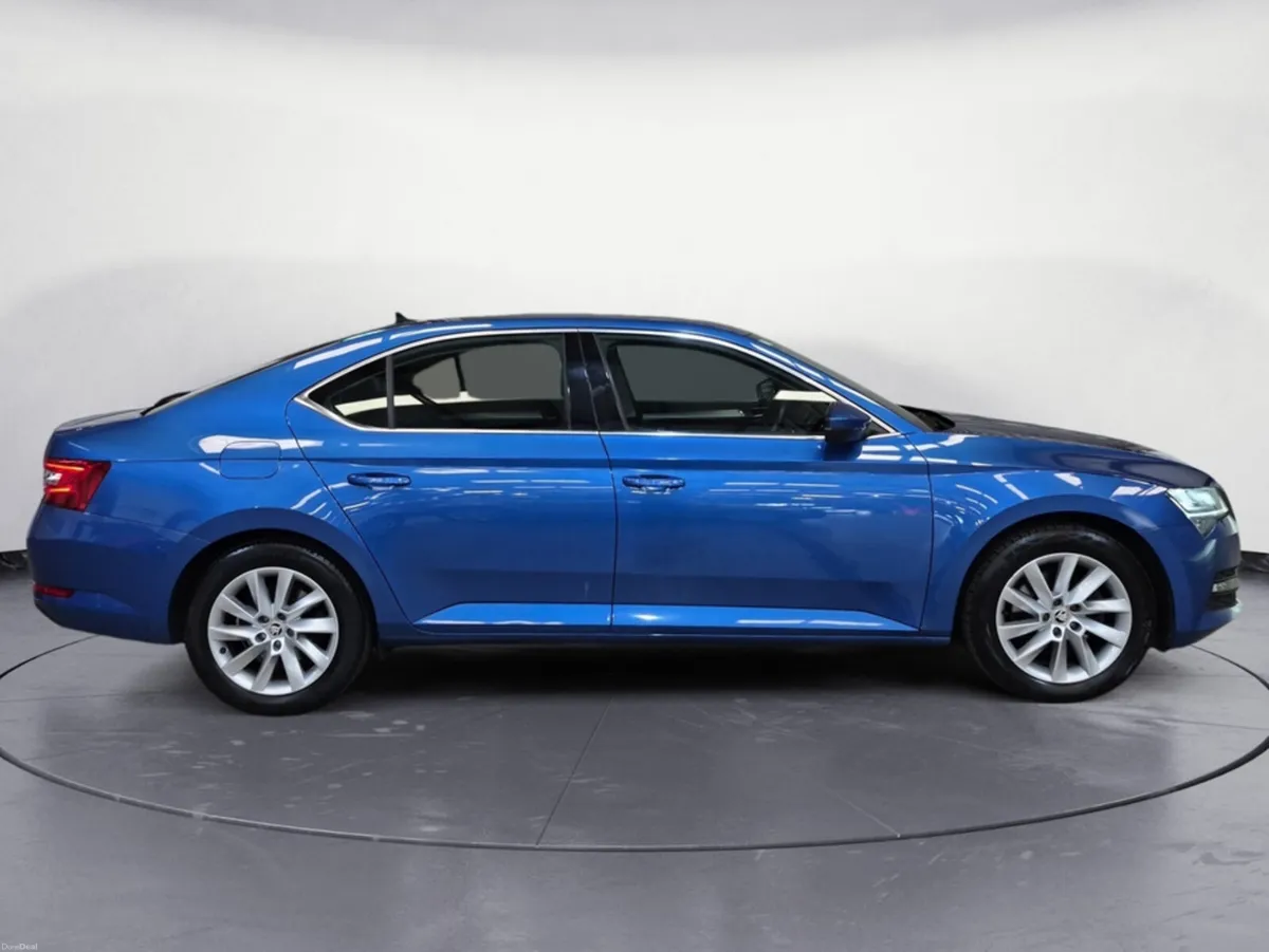 Skoda Superb Ambition 2.0 TDI 150HP Auto - Image 4