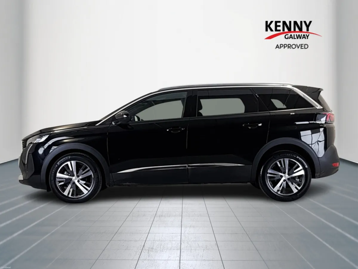 Peugeot 5008 *Deposit Taken* ALLURE 1.2 MHEV 136 E - Image 4