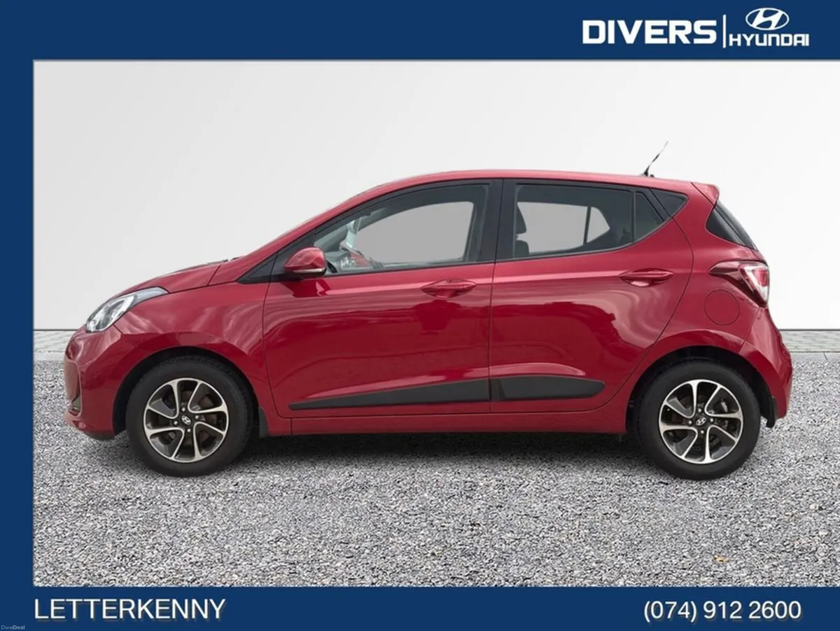 Hyundai i10 Deluxe - Image 5
