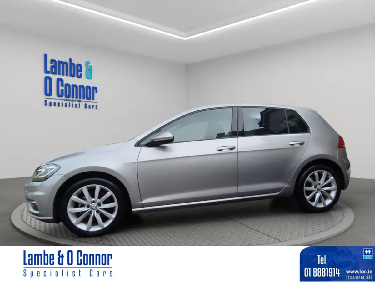 Volkswagen Golf 1.2 AUTOMATIC *** REVERSE CAMERA * - Image 5