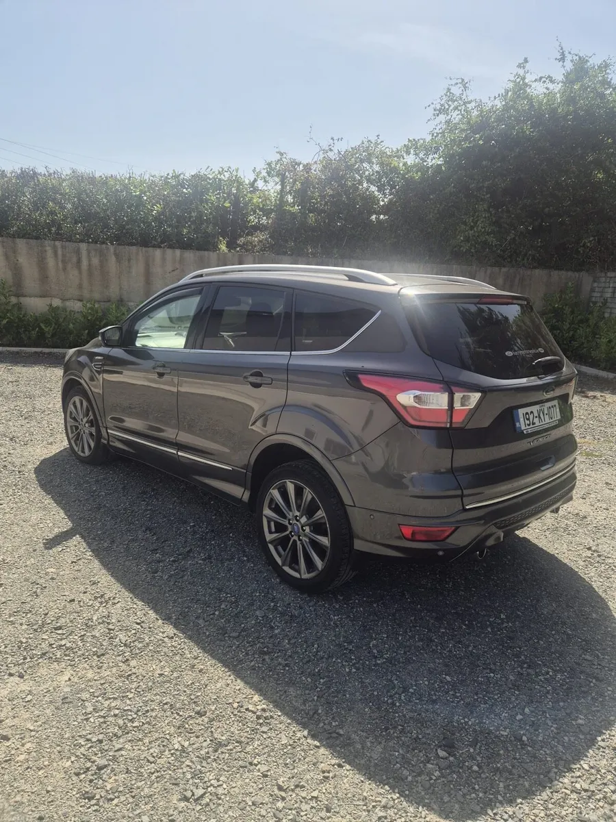 Car - Image 1