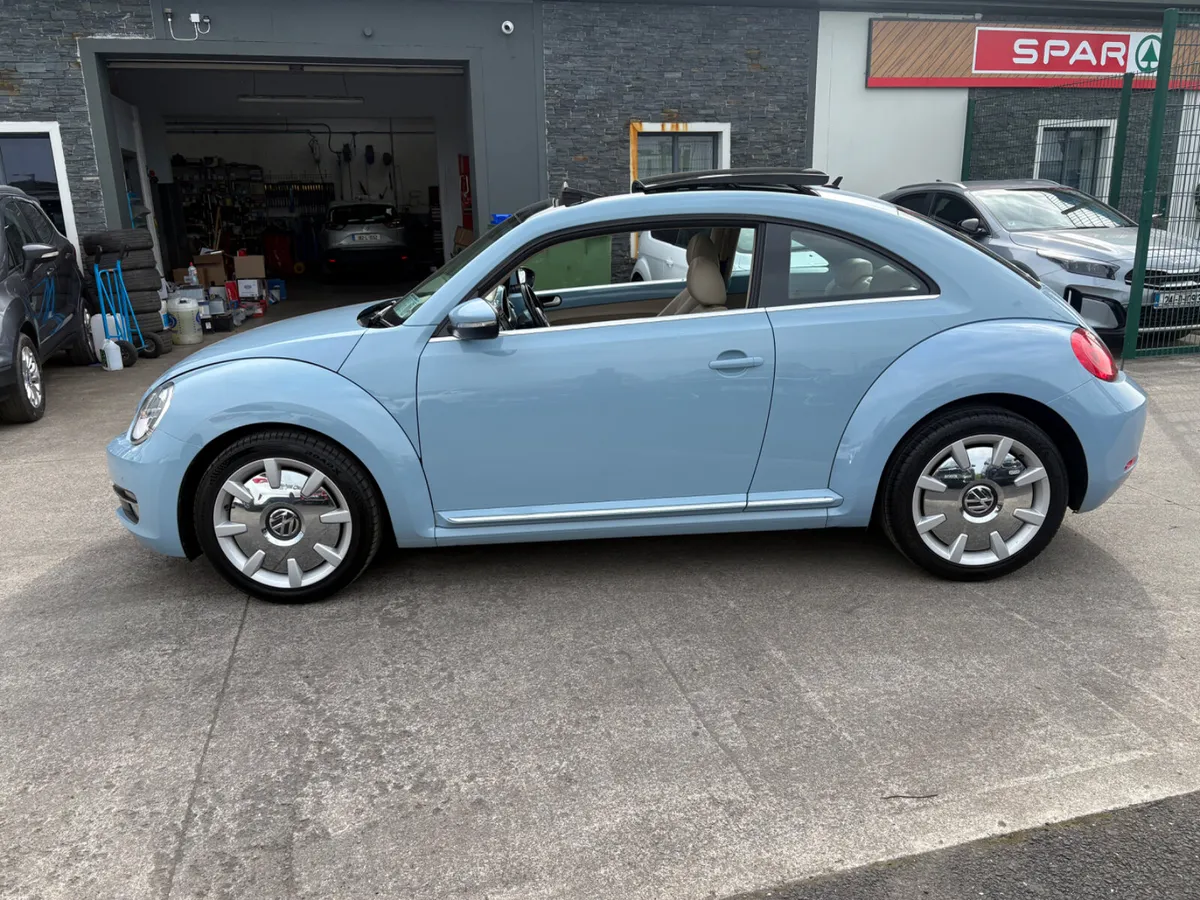 Volkswagen Beetle 2014 - Image 3