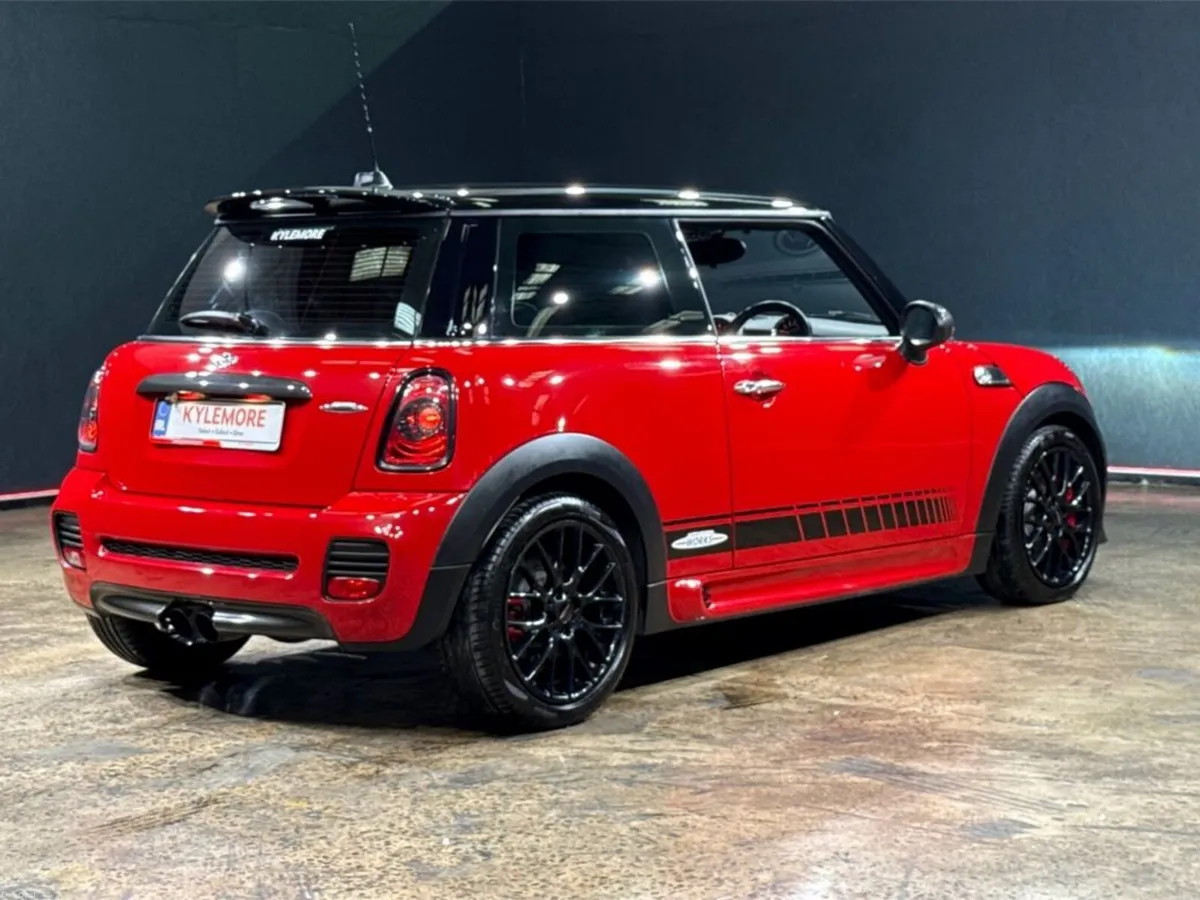 Mini Cooper JOHN COOPER WORKS - 1.6 AUTOMATIC - UP - Image 3