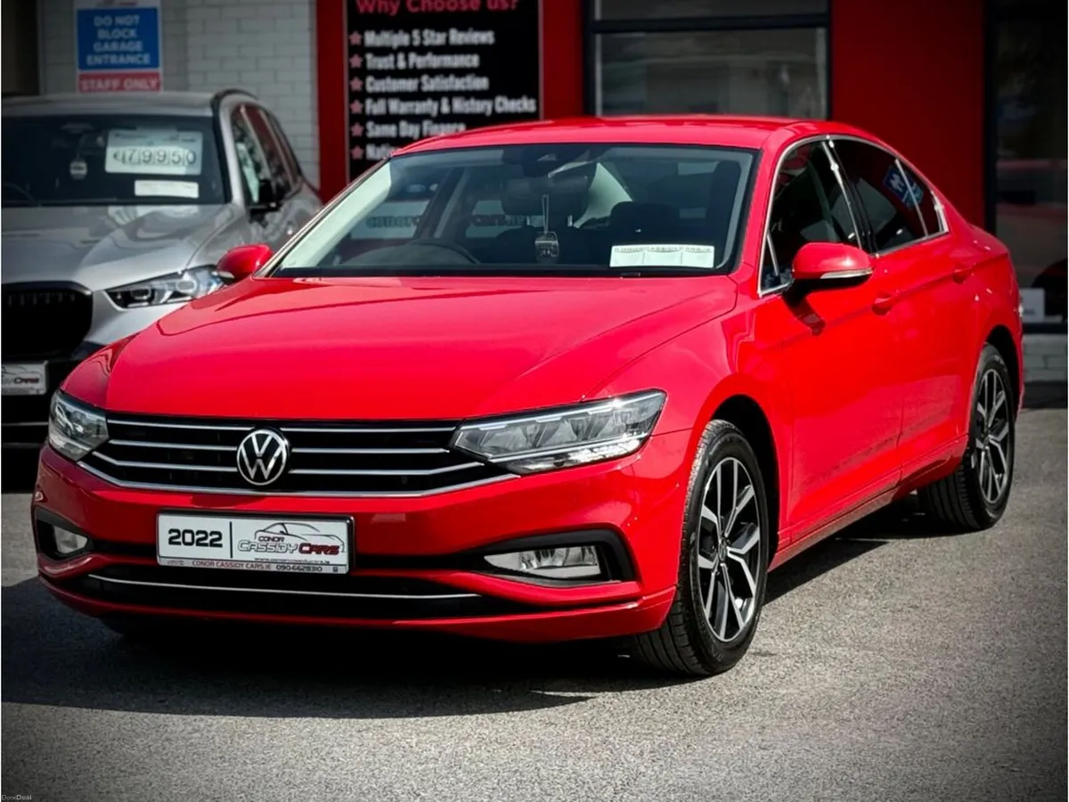 Volkswagen Passat SEL TDI // FULL LEATHER // SAME - Image 3