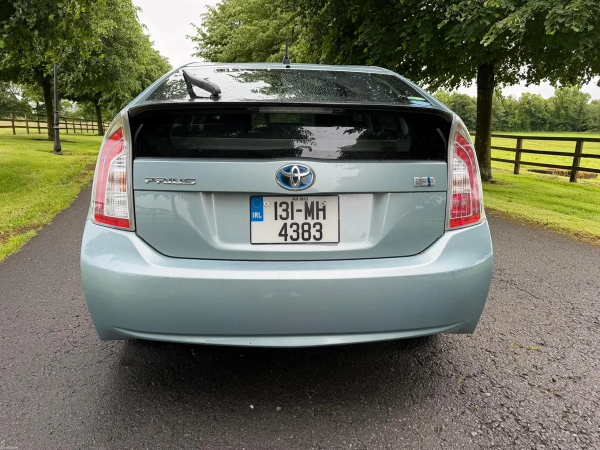 Toyota Prius 2013 - Image 4
