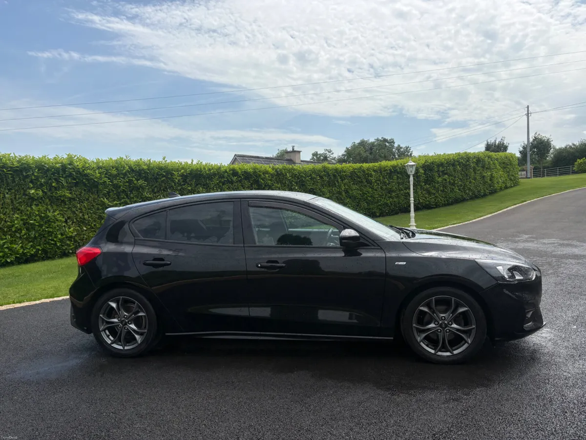 Ford Focus 2020 - Image 5