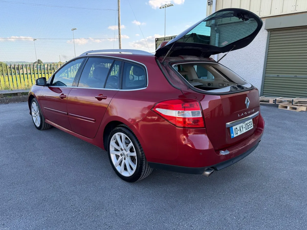 Renault Laguna 2.0dci Initiale Paris Estate - Image 6
