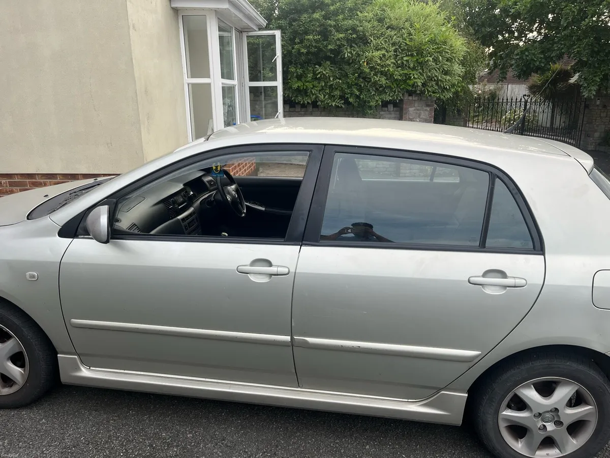 2007 Toyota Corolla - Image 3