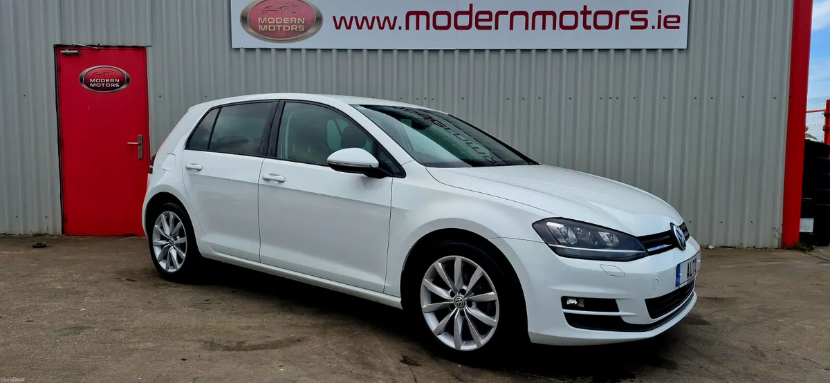 Volkswagen Golf auto new model 1.2 comortline - Image 2