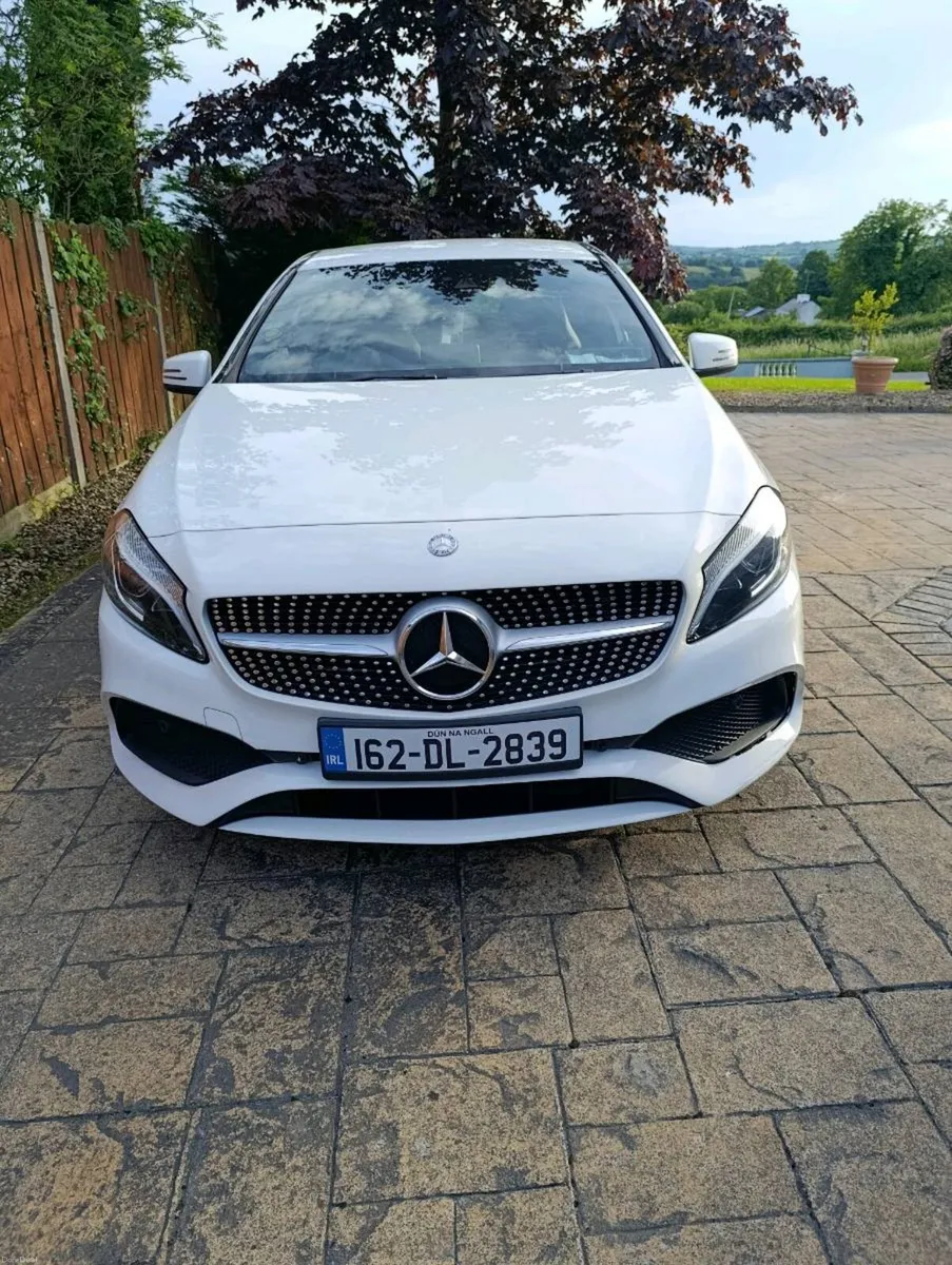 Mercedes 180 AMG LINE - Image 1