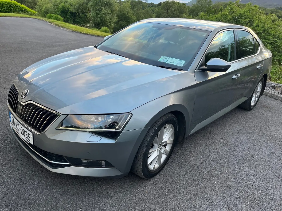 171 Skoda Superb Style 2.0 TDI 150 BHP One Owner - Image 3
