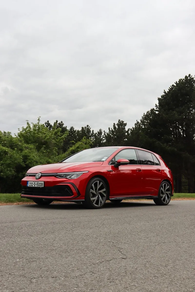 Volkswagen Golf 2023 - Image 3
