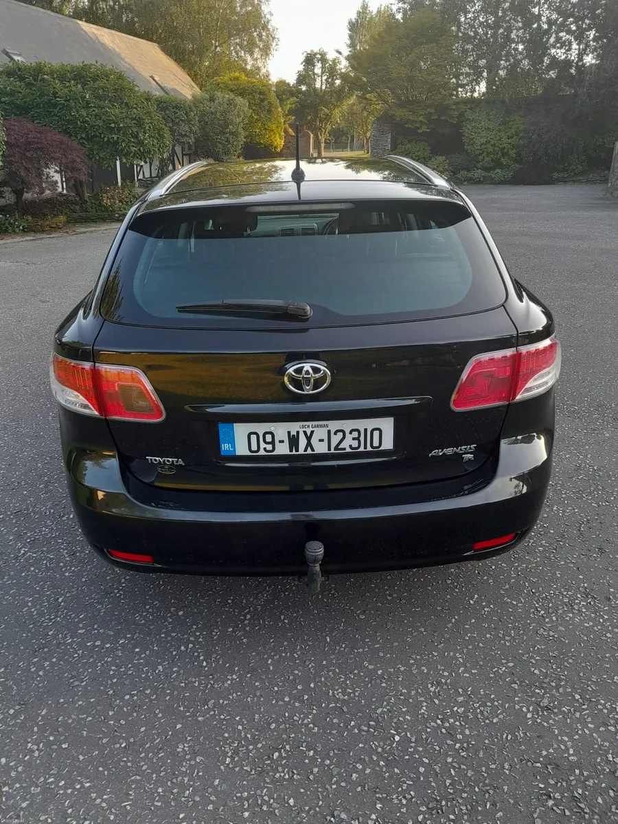Toyota Avensis 2009 - Image 3