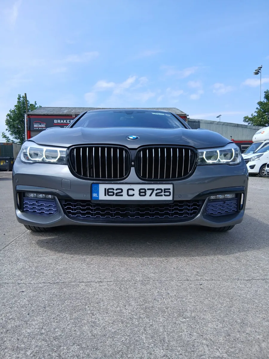 BMW 7-Series 2016 - Image 4