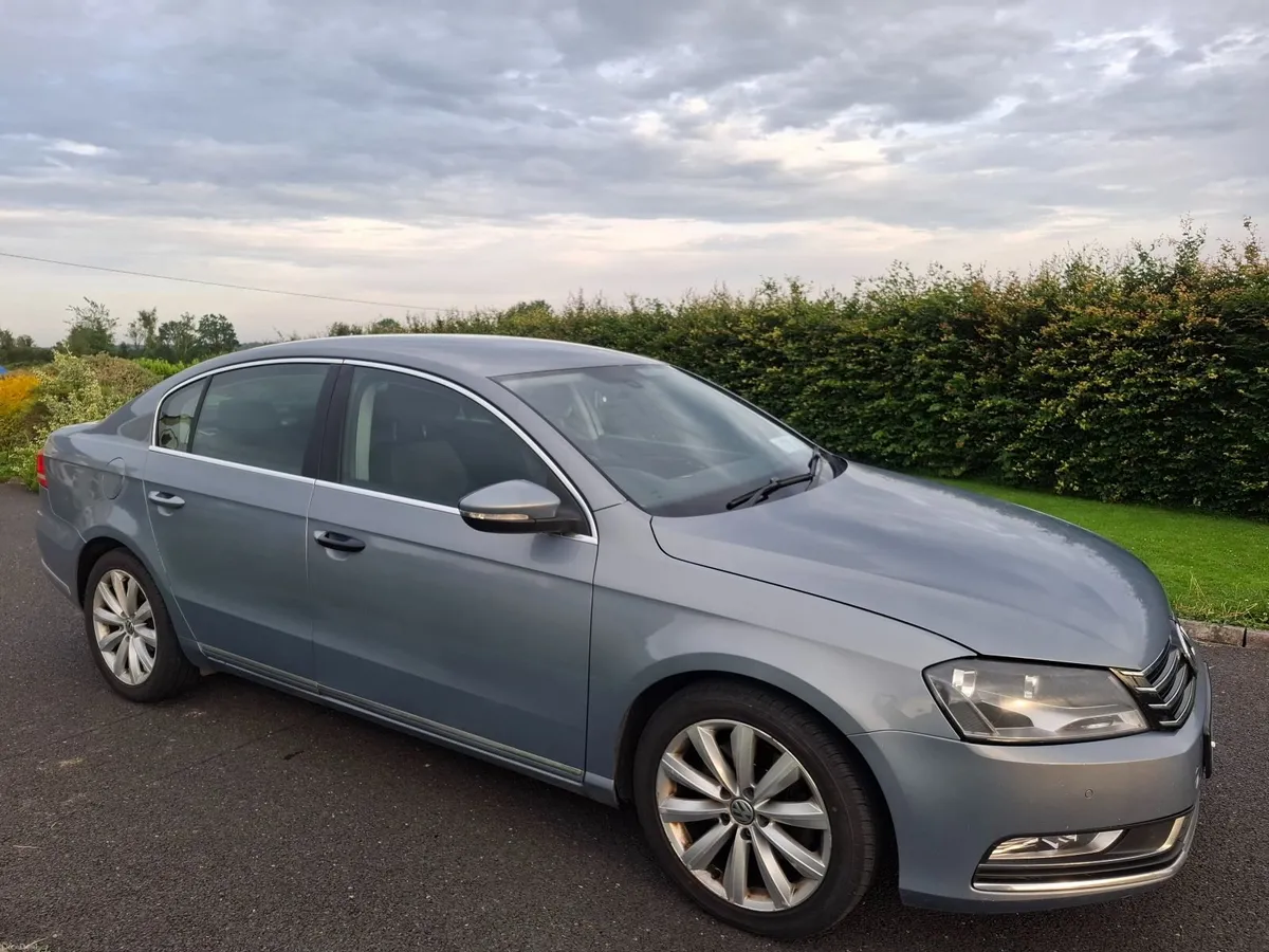 Volkswagen Passat 2013 - Image 3