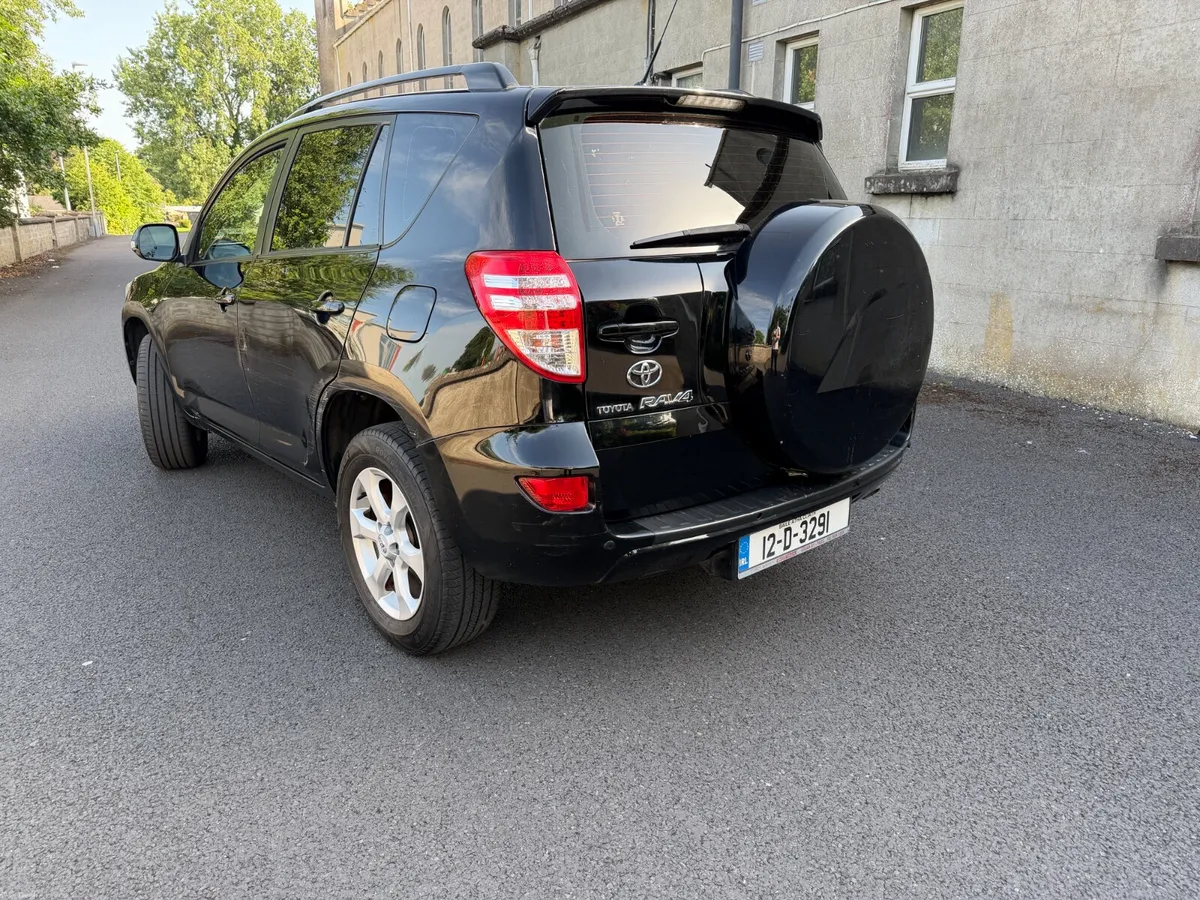 Toyota RAV4 2012 - Image 3