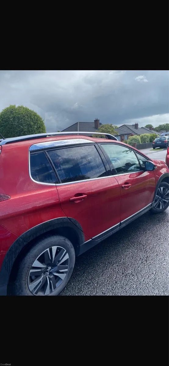 Peugeot 2008 Puretech Allure - Image 3