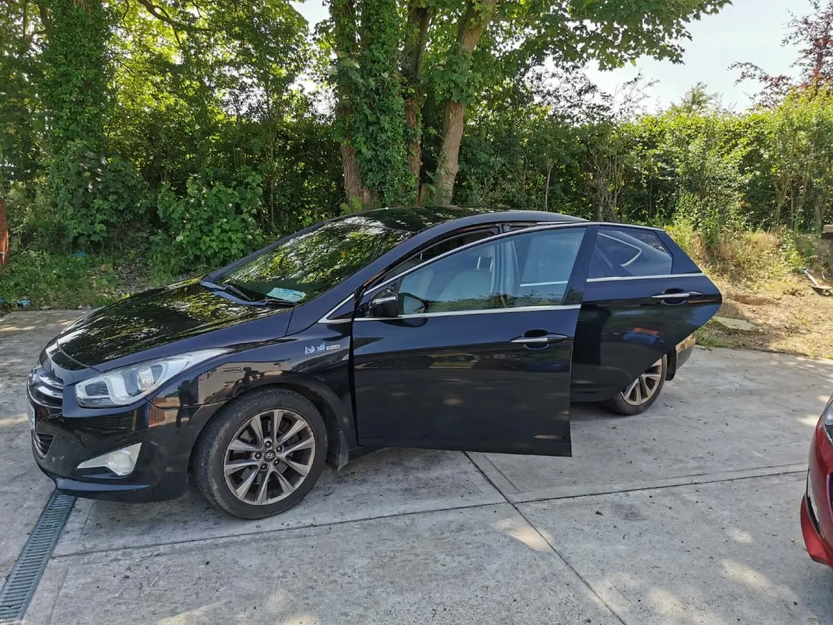 Hyundai i40 2015 - Image 1