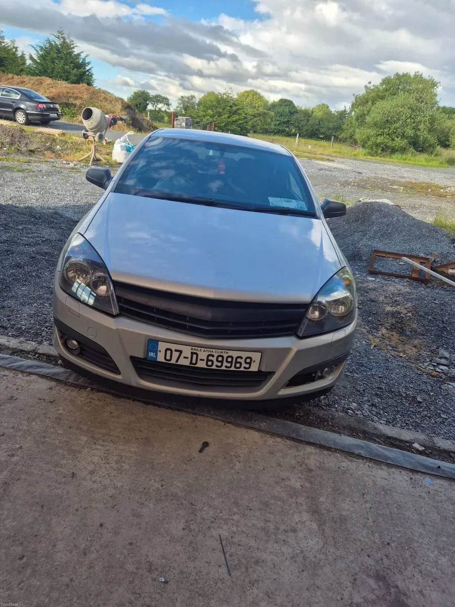Opel Astra 2007 - Image 1