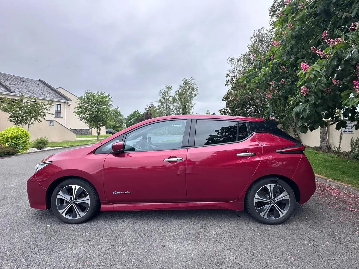 182 Nissan Leaf TEKNA - NCT 05/28 - Highest Spec - Image 4