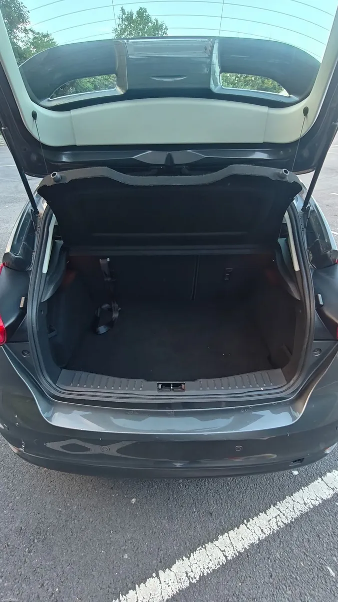 Ford Focus 2015 - Image 5