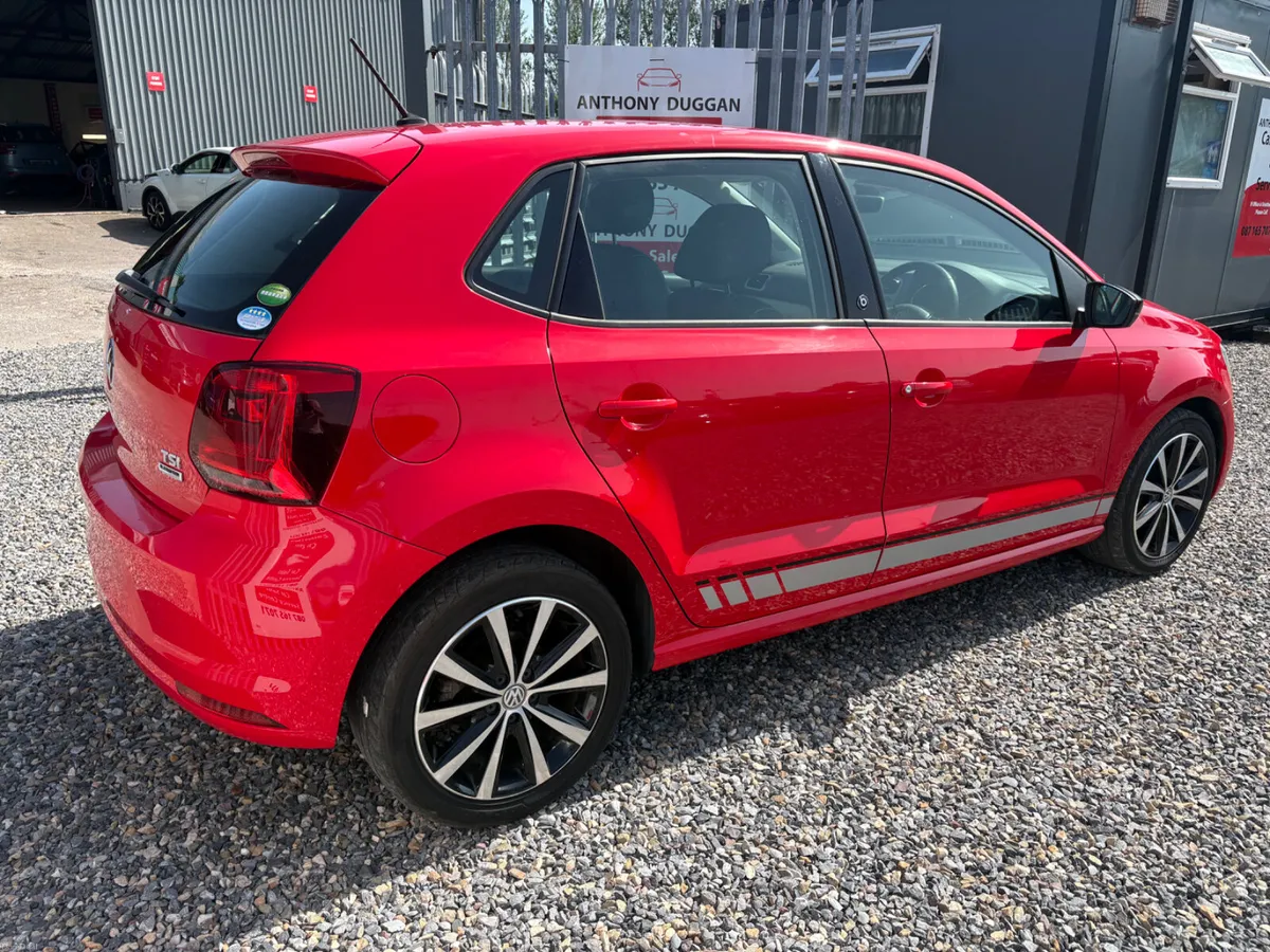2017 Volkswagen polo Beats 1.2 Automatic - Image 3