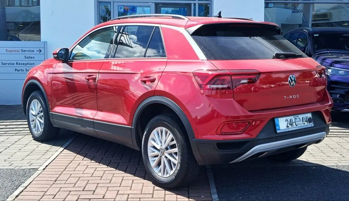 Volkswagen T-Roc LIFE 2.0 TDI 116HP **APP CONNECT, - Image 4