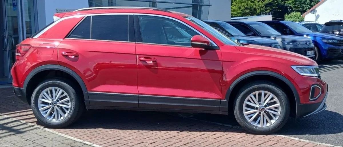 Volkswagen T-Roc LIFE 2.0 TDI 116HP **APP CONNECT, - Image 2