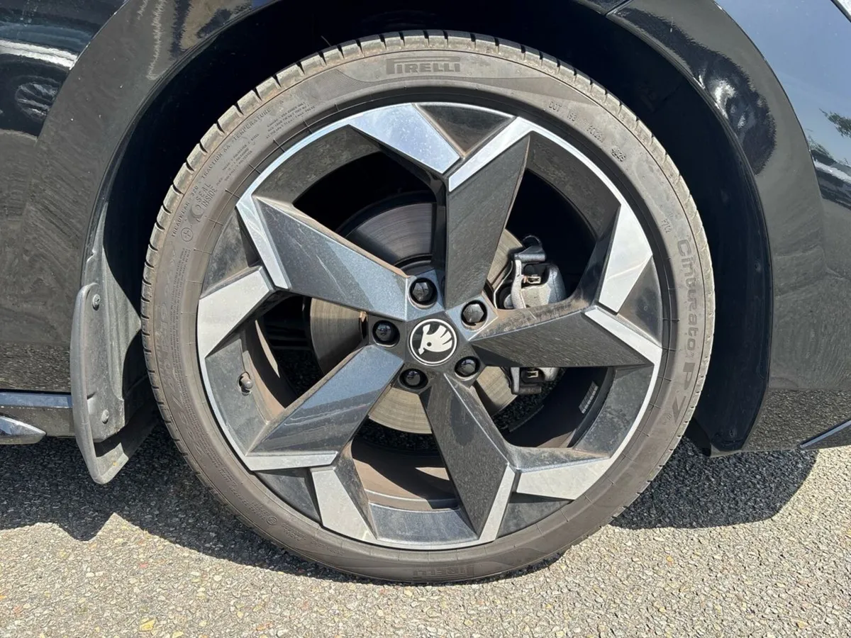 Skoda Superb Sportline 2.0 TDI 150HP DSG - Image 5