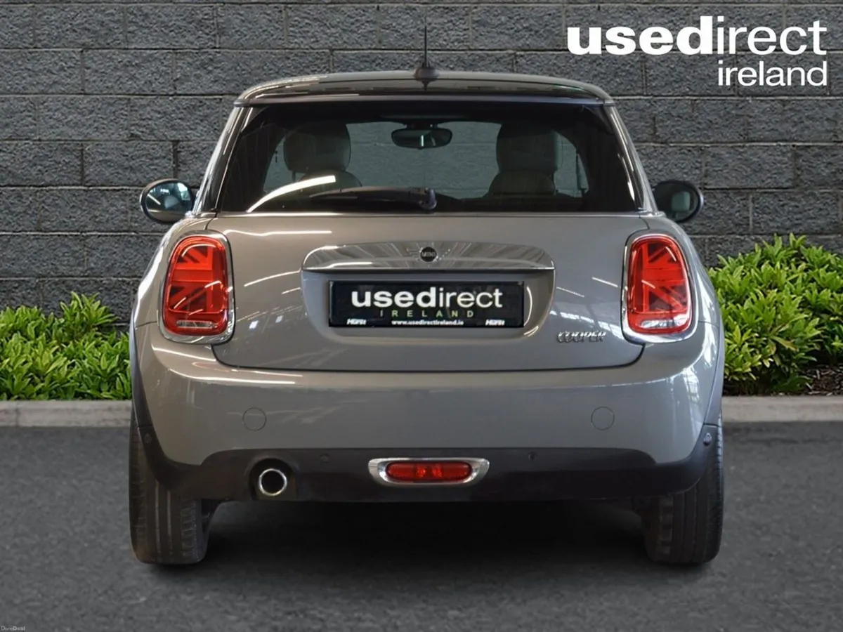 Mini Cooper Cooper Exclusive 3 DOOR - Image 3