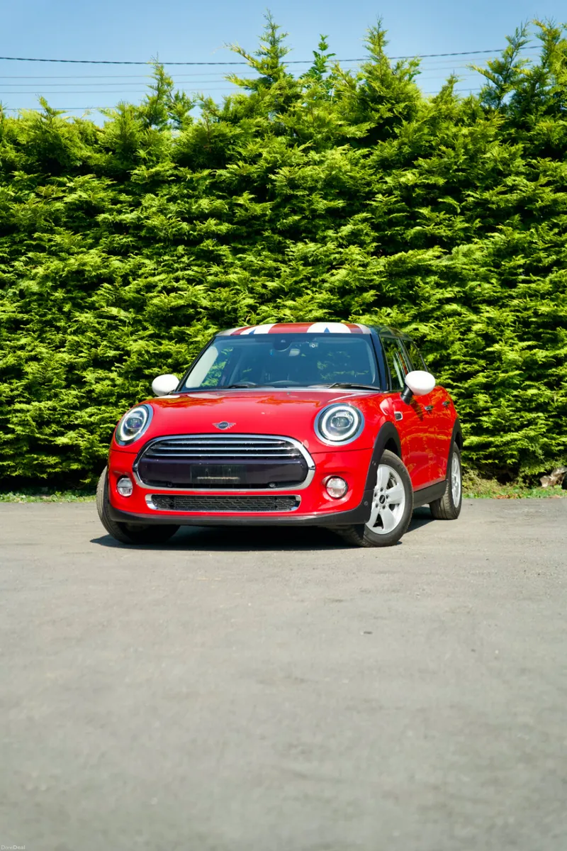 MINI COOPER D 2018-LOW MILEAGE - Image 1