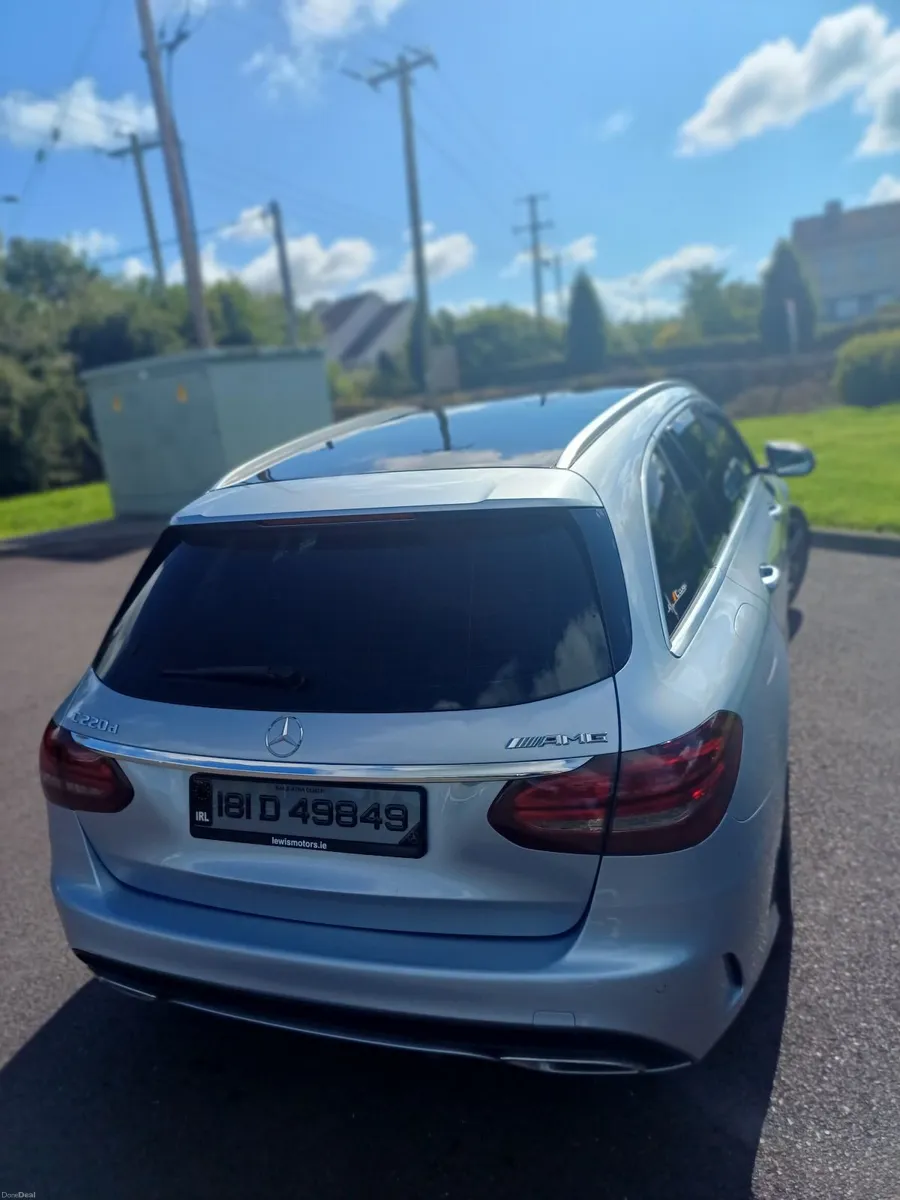 Mercedes-Benz C-Class 2018 - Image 2