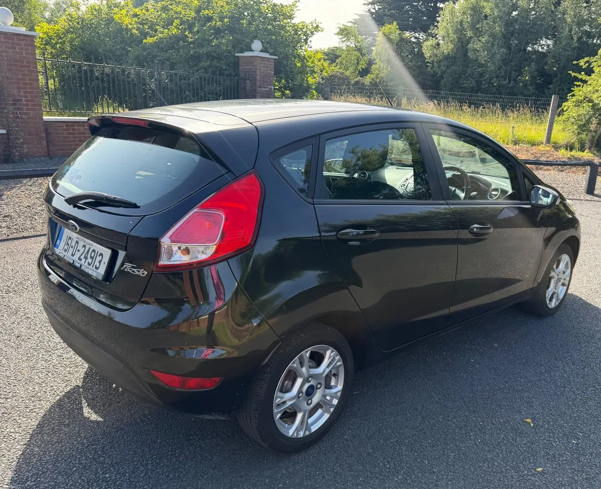Ford Fiesta 2015 - Image 3