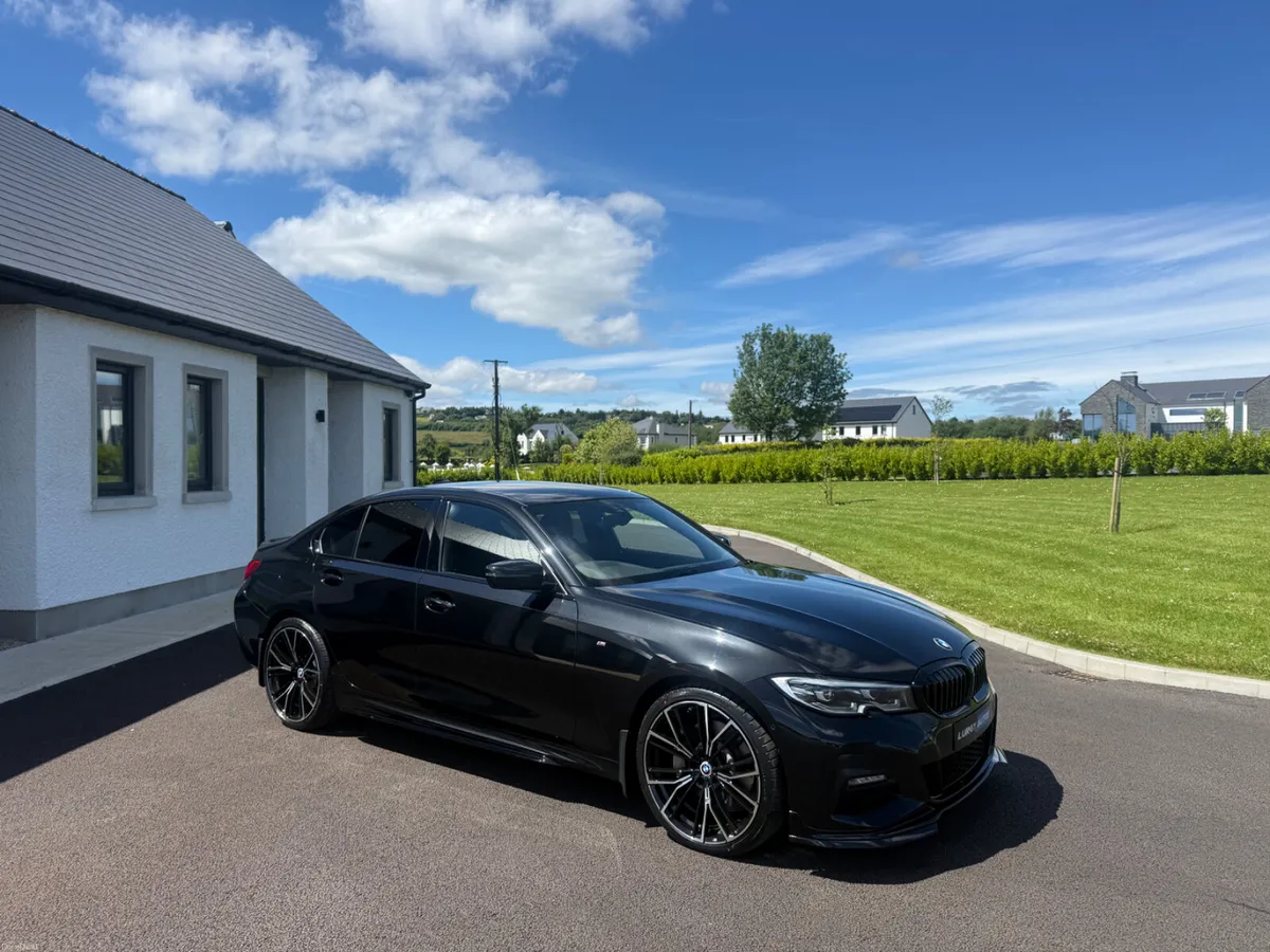 211 BMW 330E M SPORT - Image 2