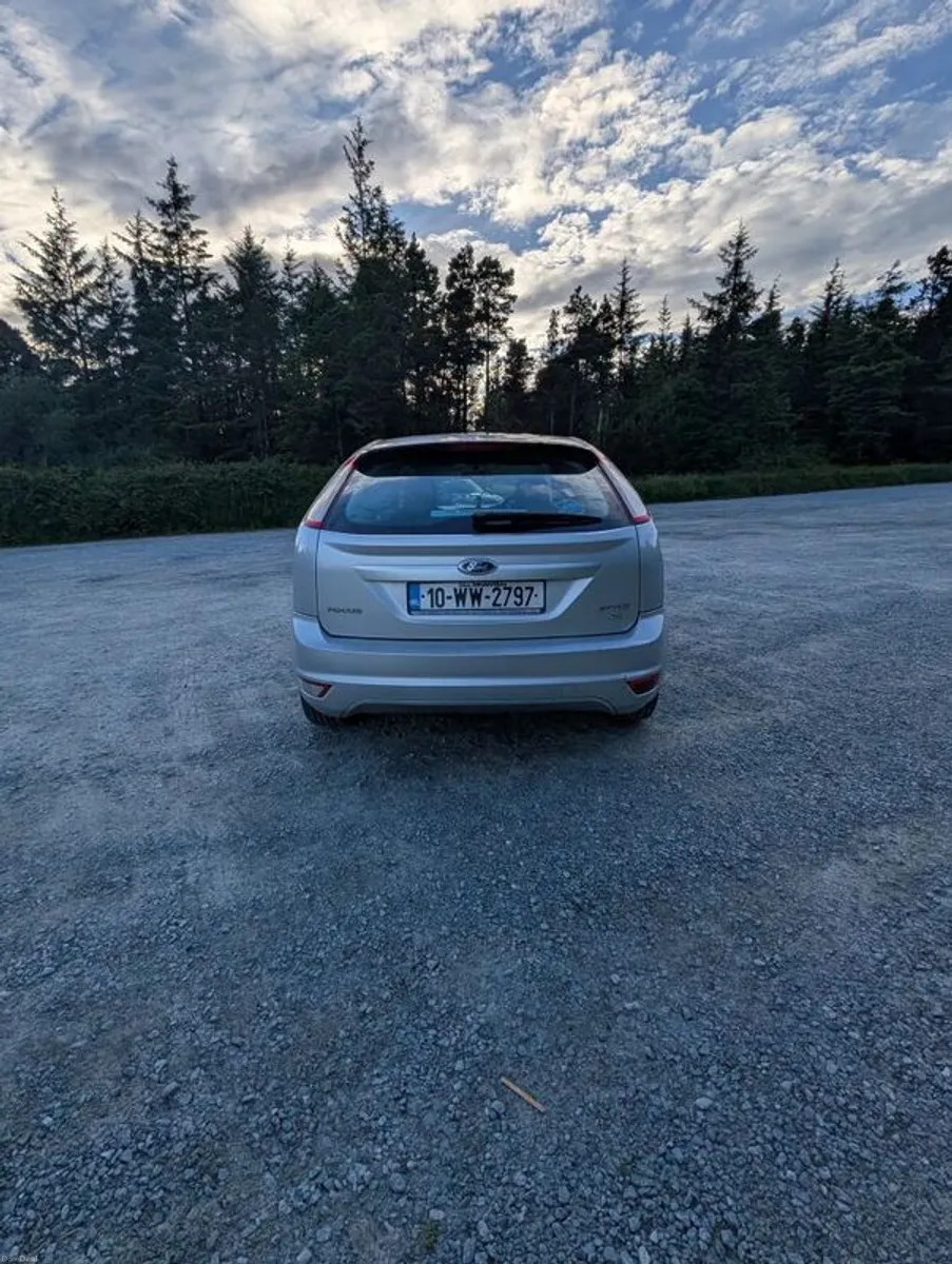 2010 Ford Focus - Image 3