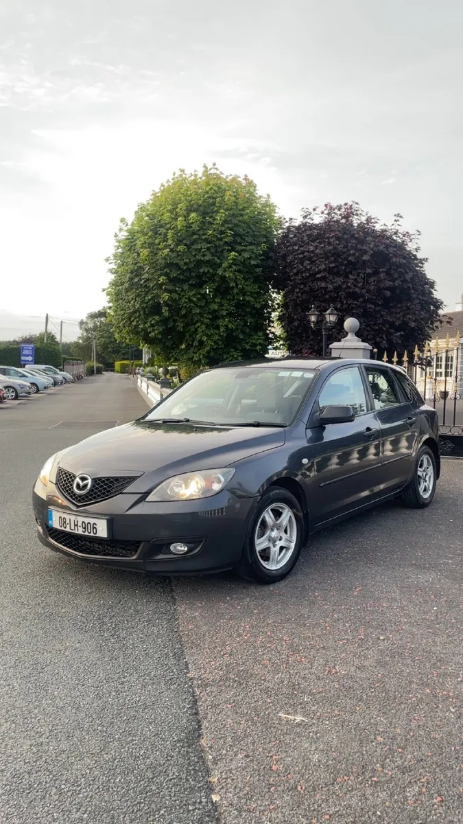 Mazda 3 - Image 2