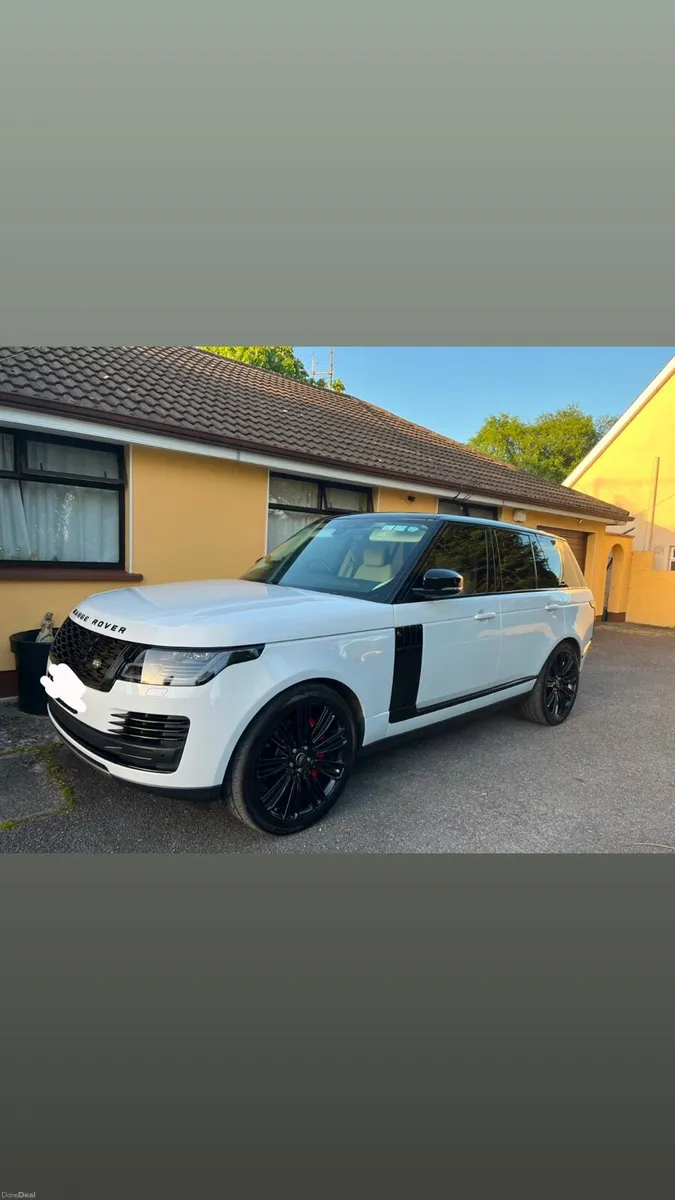 Range Rover P400 Vogue - Image 3