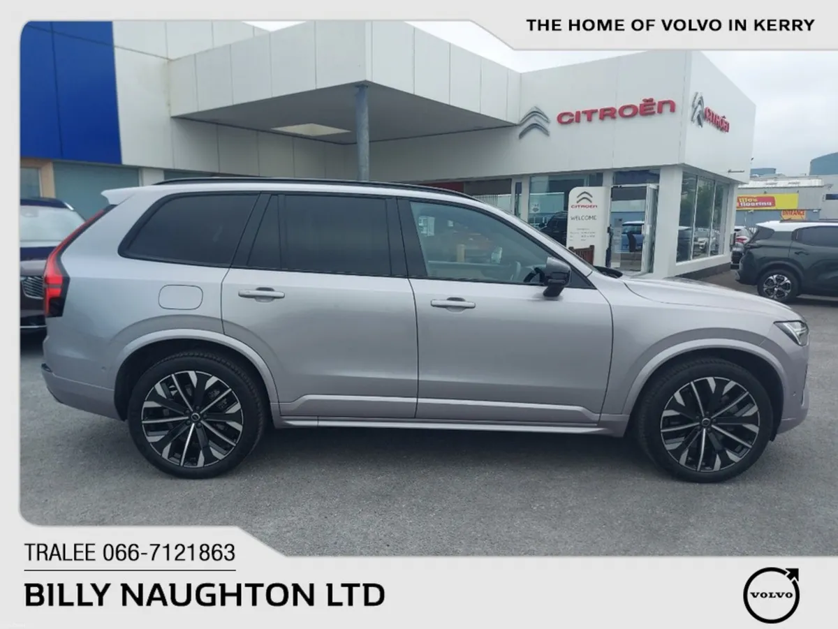 Volvo XC90 T8 PHEV PLUS DARK AWD 5DR - Image 3