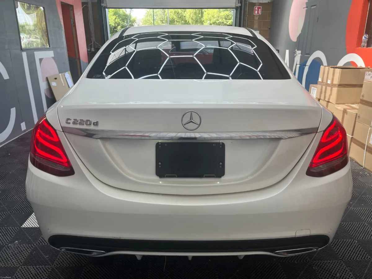 Mercedes-Benz C-Class 2018 MERCEDES-BENZ C220D 2.2 - Image 3