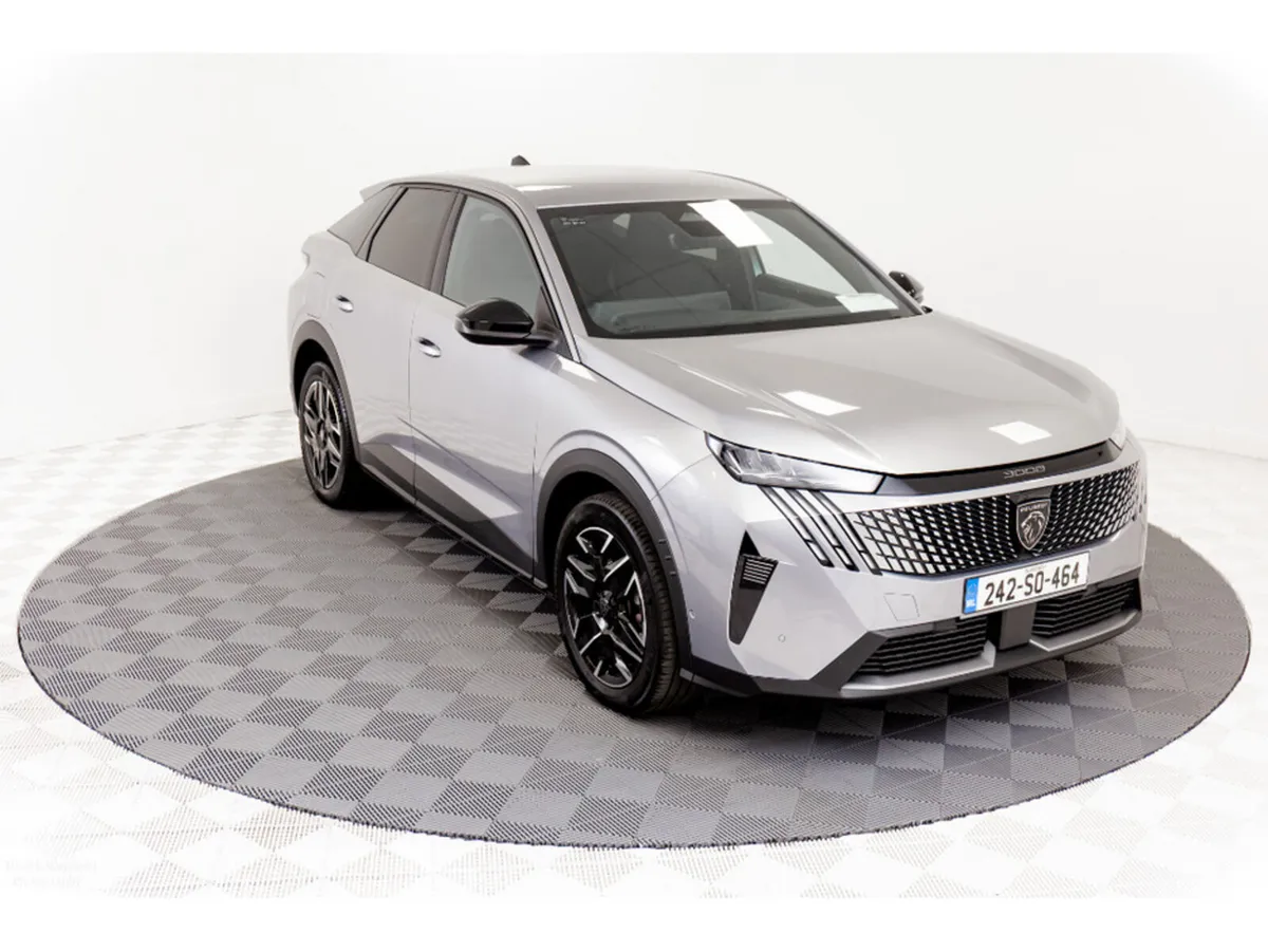 Peugeot 3008 Allure Hybrid Auto 145HP - Image 1