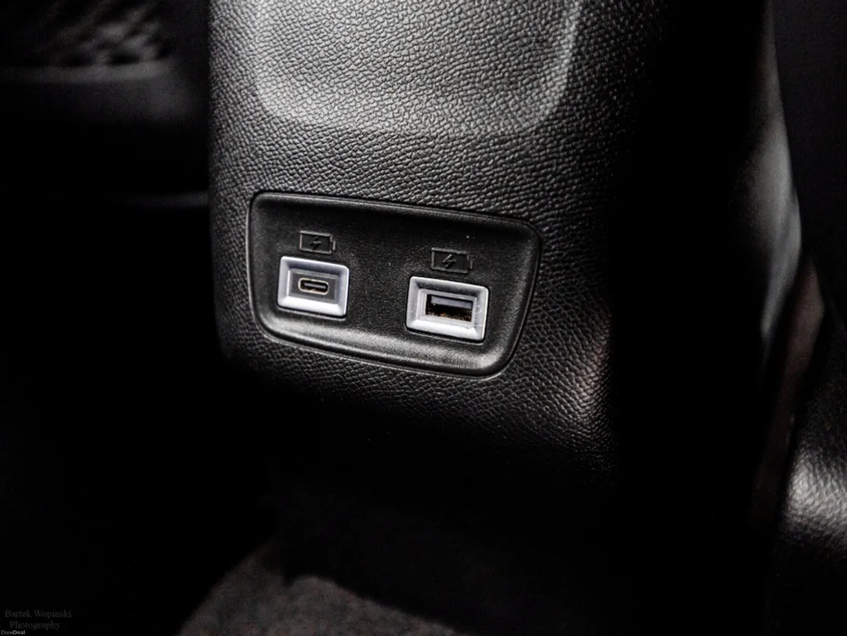 Peugeot 2008 GT 1.2 Hybrid Auto 145HP - Image 5