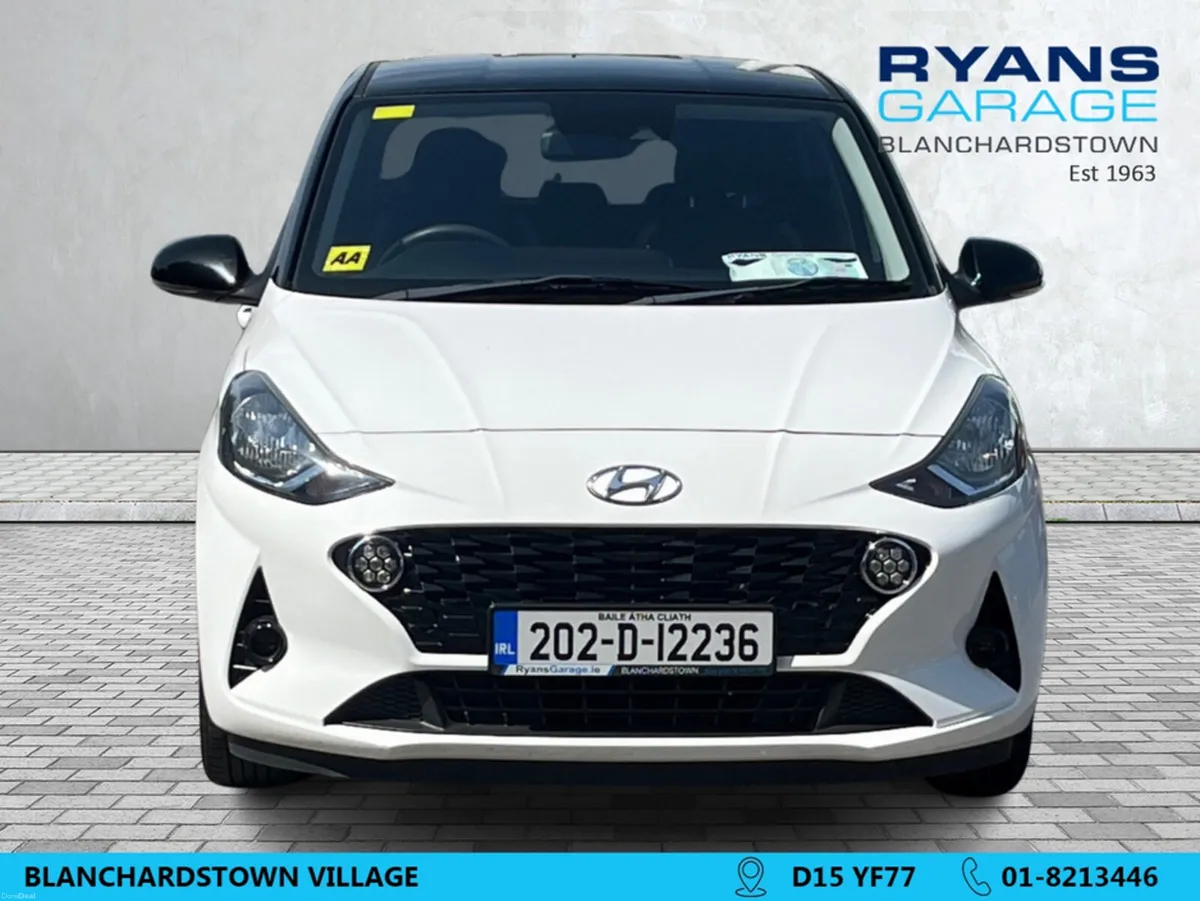 Hyundai i10 DELUXE PLUS 2 TONE ROOF 5DR - Image 2