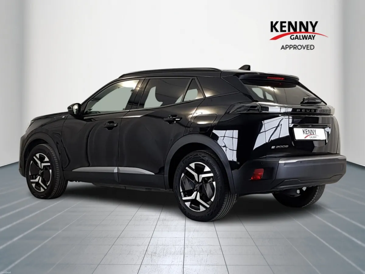 Peugeot 2008 eALLURE 156HP 54KW STANDA - Image 5