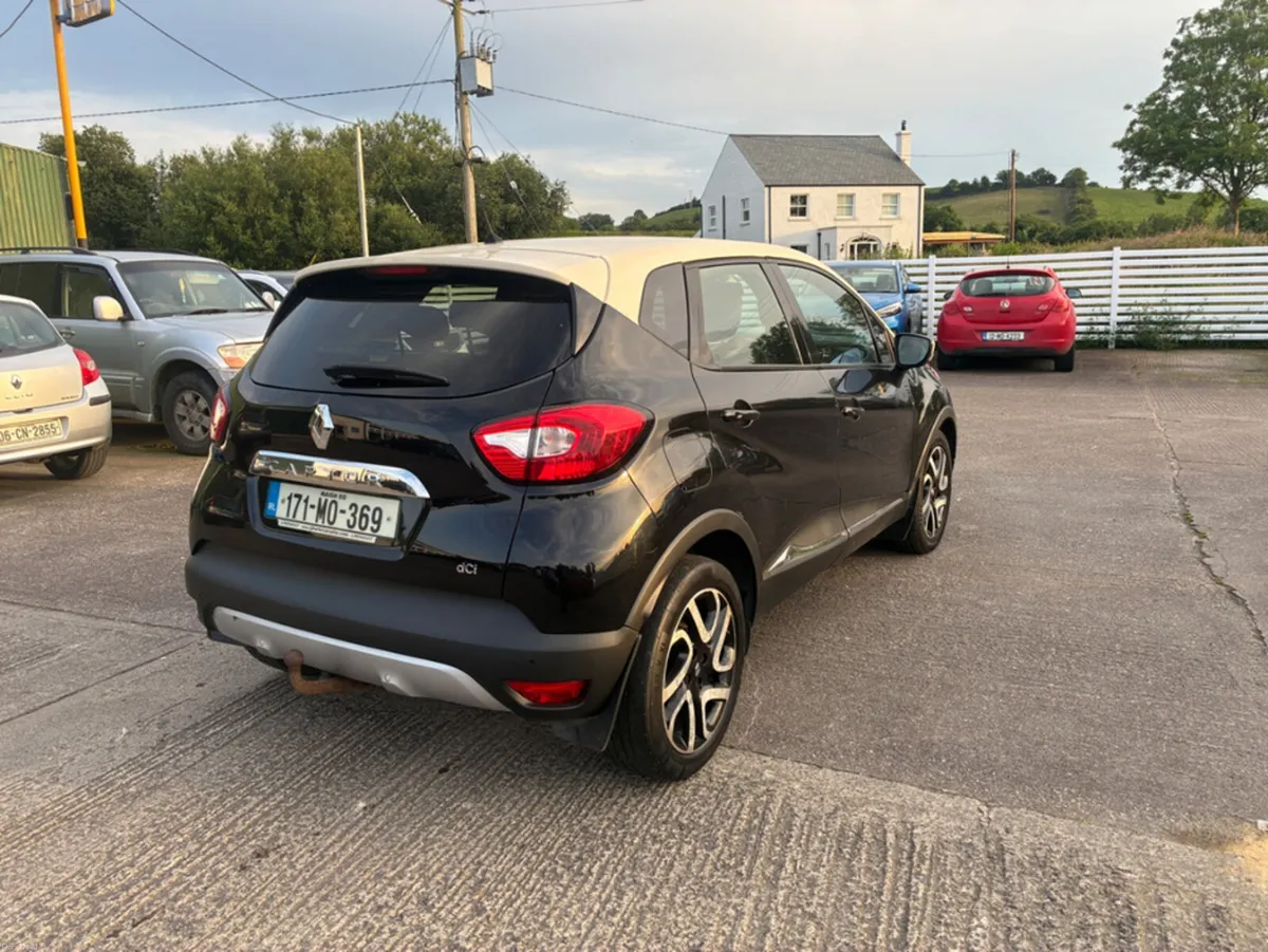 Renault Captur SIGNATURE 1.5 DCI 90 20 4DR - Image 4